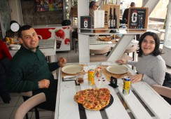 Comemoração do Dia de São Valentim, no Spark Bar