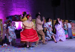 Alegria e magia do teatro trazida para a rua, pela Cercimarante