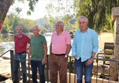  Associação “Amigos das Azenhas” entrega donativo à Cercimarante 