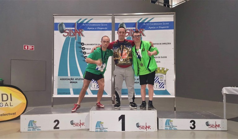 Atletas do CAT/Cercimarante conquistaram medalha de ouro e bronze
