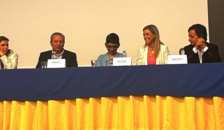 Centro de Formação e Centro de Recursos Local presentes em sessão, no concelho de Baião 